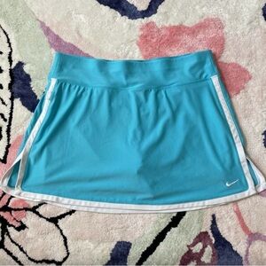 Nike Fit Dry light blue golf tennis skort skirt white trim women's medium 8 - 10